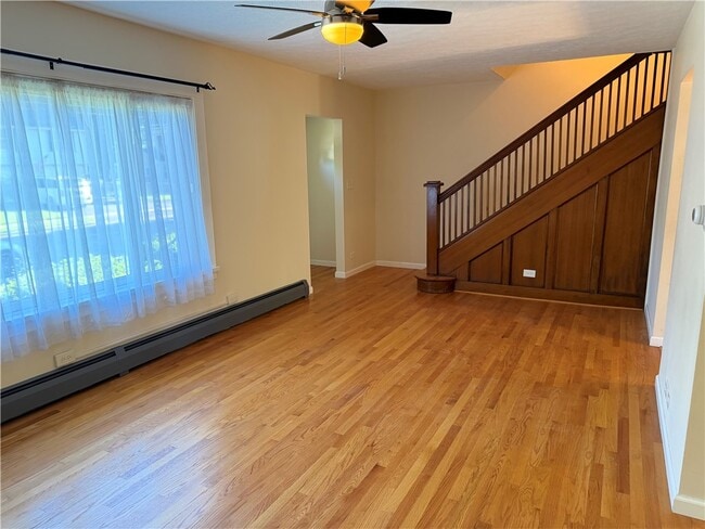 Building Photo - 151 Cayuta St