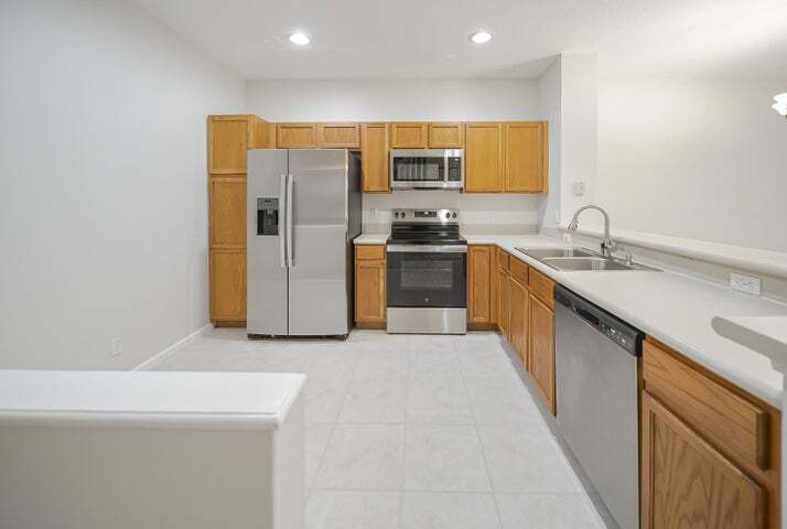 Building Photo - 9755 Porta Leona Ln