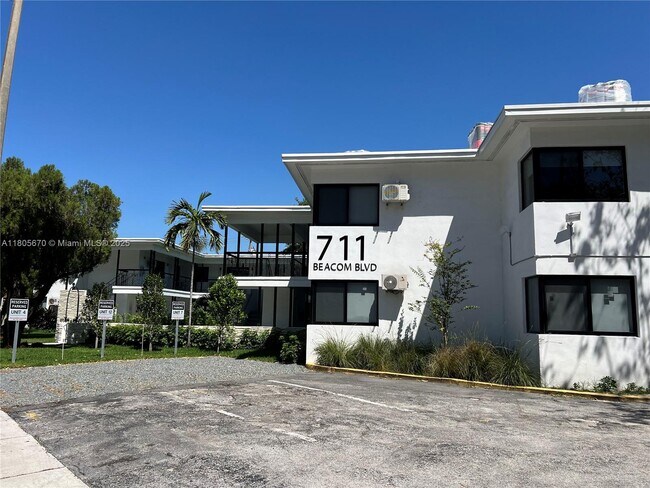 Building Photo - 711 Beacom Blvd
