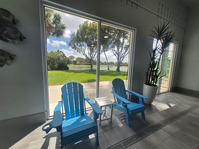 Building Photo - 12654 Via Ravenna