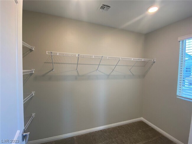 Building Photo - 11545 Alpine Cove Ave