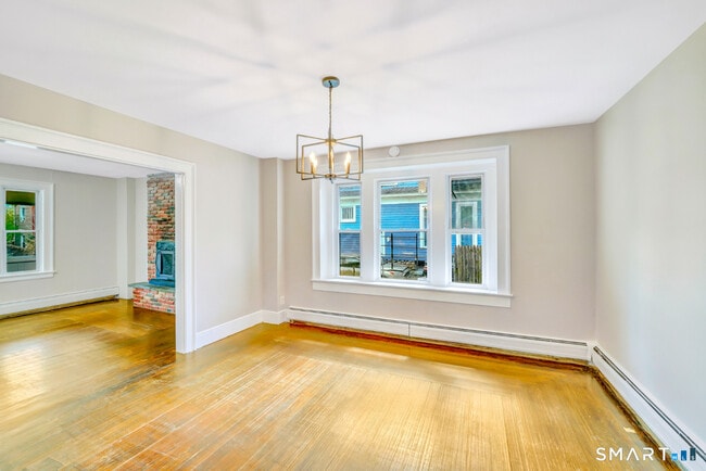 Building Photo - 55 Clifton Ave