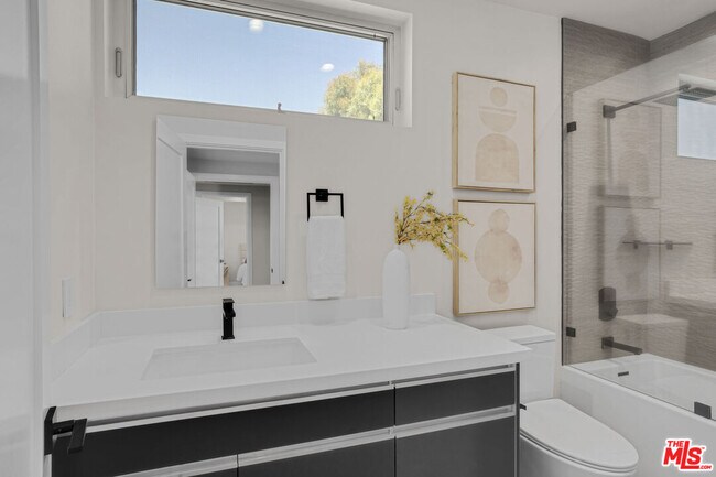 Building Photo - 1840 17th St