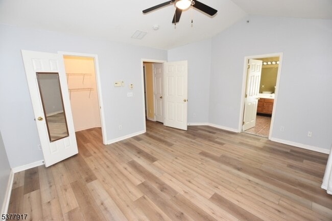 Building Photo - 101 Boulder Ridge