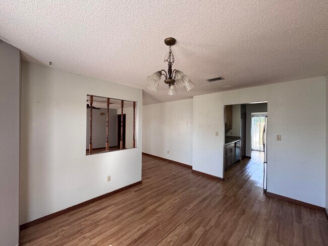 Building Photo - 202 Seville Cir