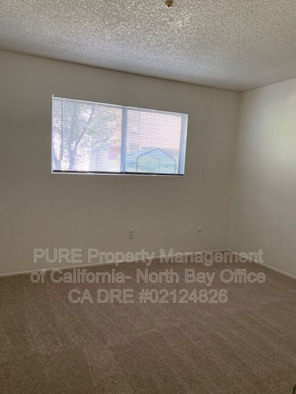 Building Photo - 1625 Slater St