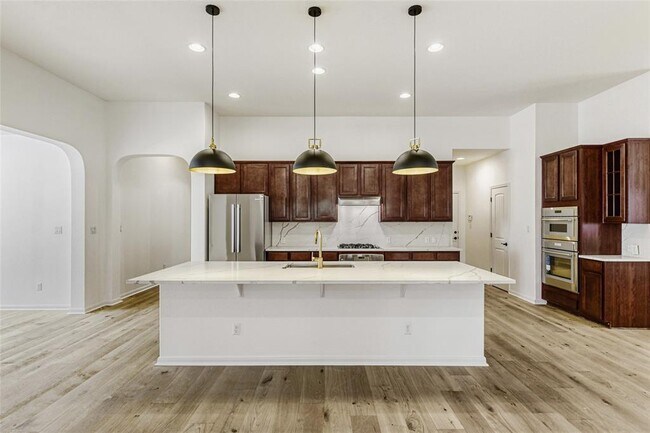 Building Photo - 5013 Pyrenees Pass