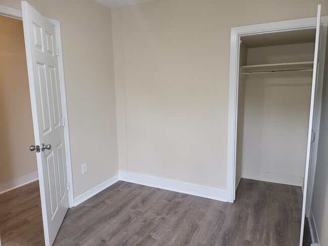 Building Photo - 110 E South St