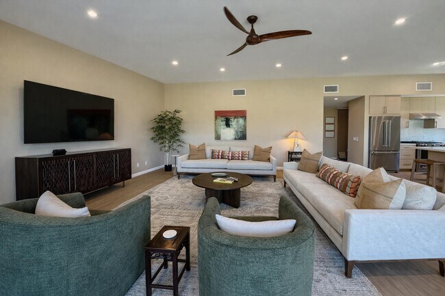 Building Photo - 45565 Pima Rd