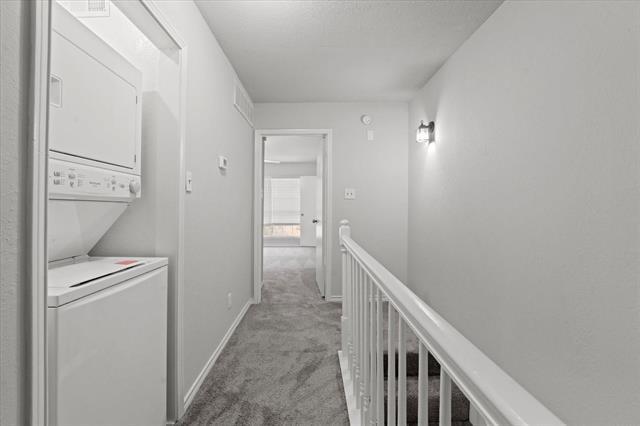 Building Photo - 3550 Country Square Dr