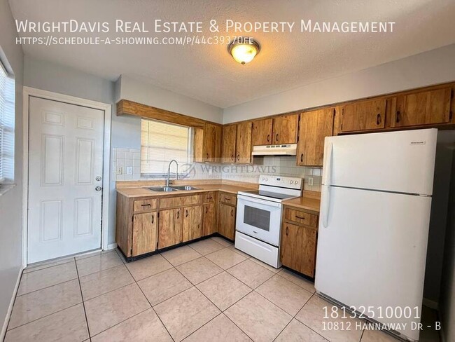 Building Photo - 10812 Hannaway Dr