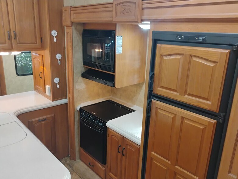 Building Photo - 379 Co Rd 3425