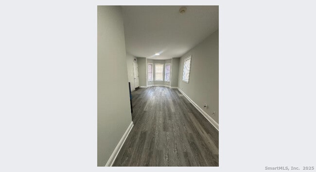 Building Photo - 1065 Central Ave