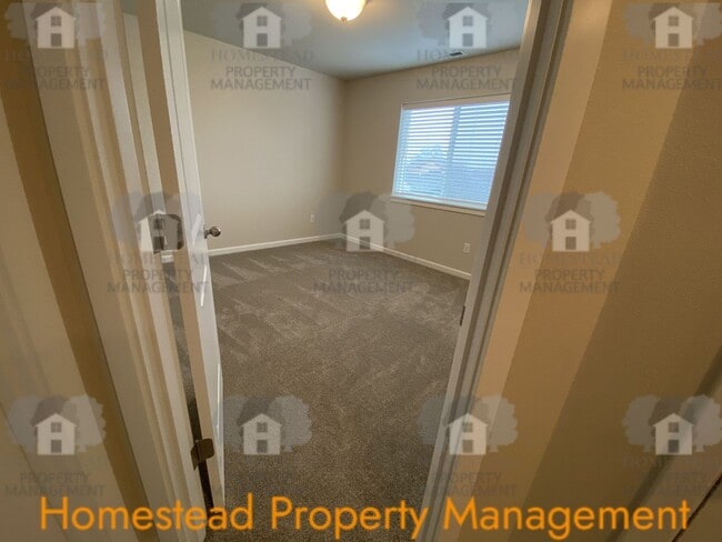 Building Photo - Welcome to your new home!