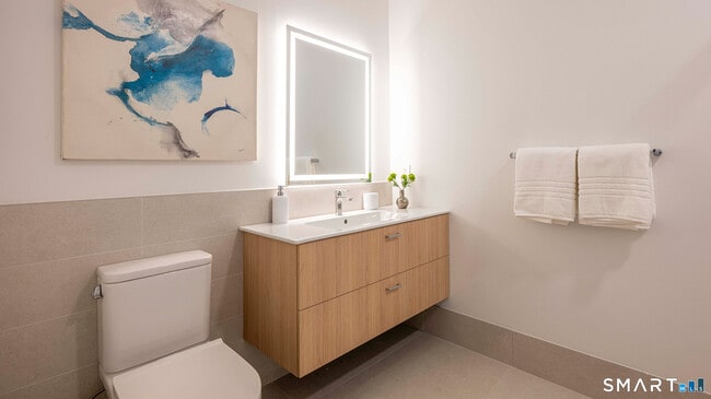 Building Photo - 22 Hubbard Rd