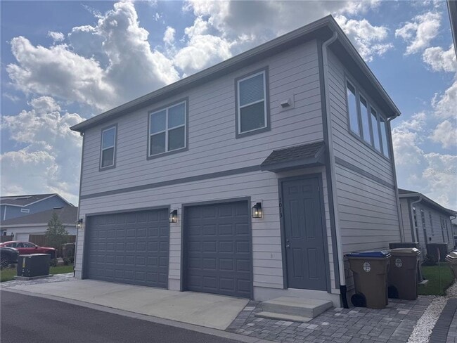 Primary Photo - 3013 Prospect Trl