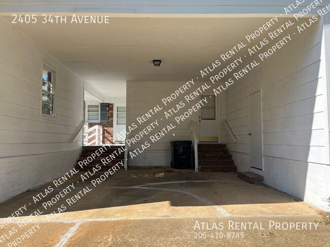 Building Photo - 2405 34th Ave