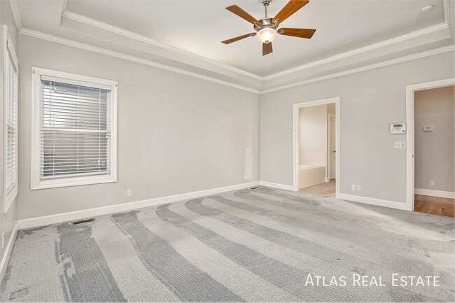 Building Photo - 1113 SW Blazing Star Dr