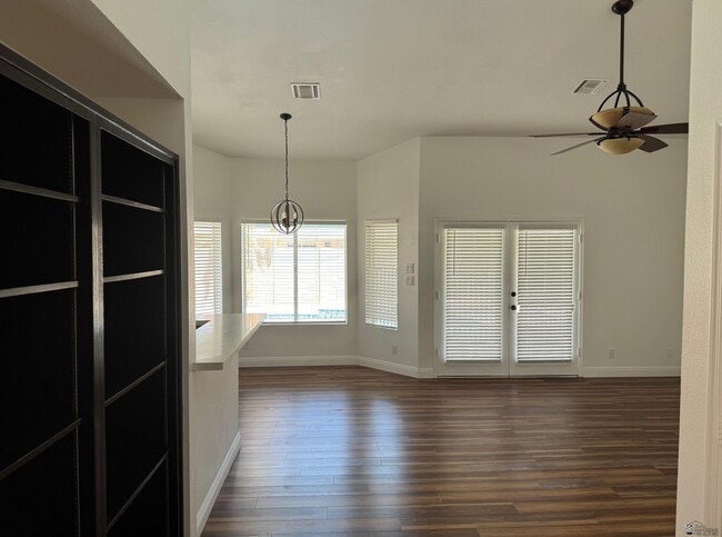 Building Photo - 3648-3614 W 14th St