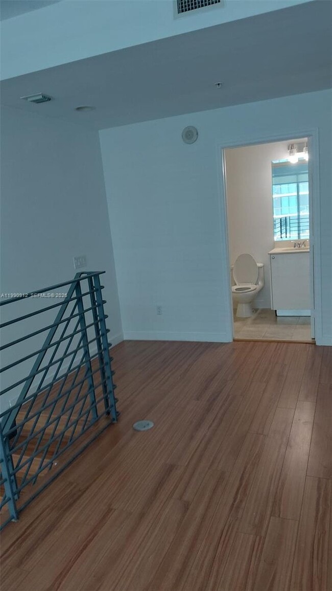 Building Photo - 60 SW 13th St