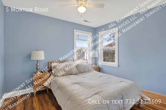 Building Photo - 5 Morton Rd