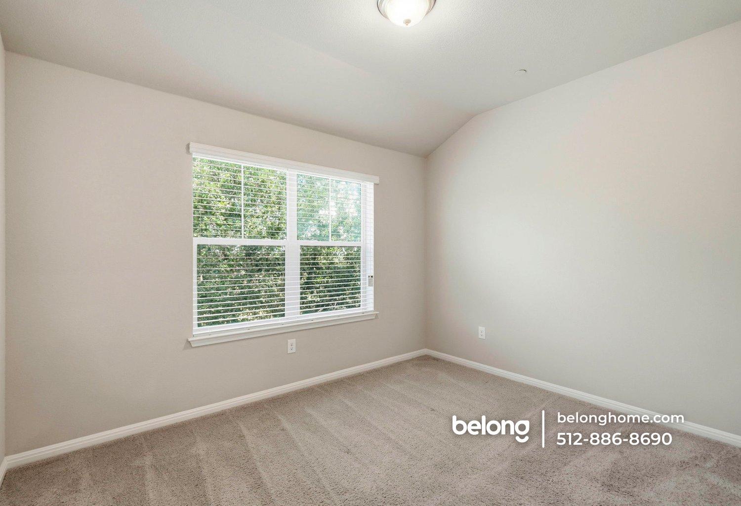 Building Photo - 516 E Slaughter Ln
