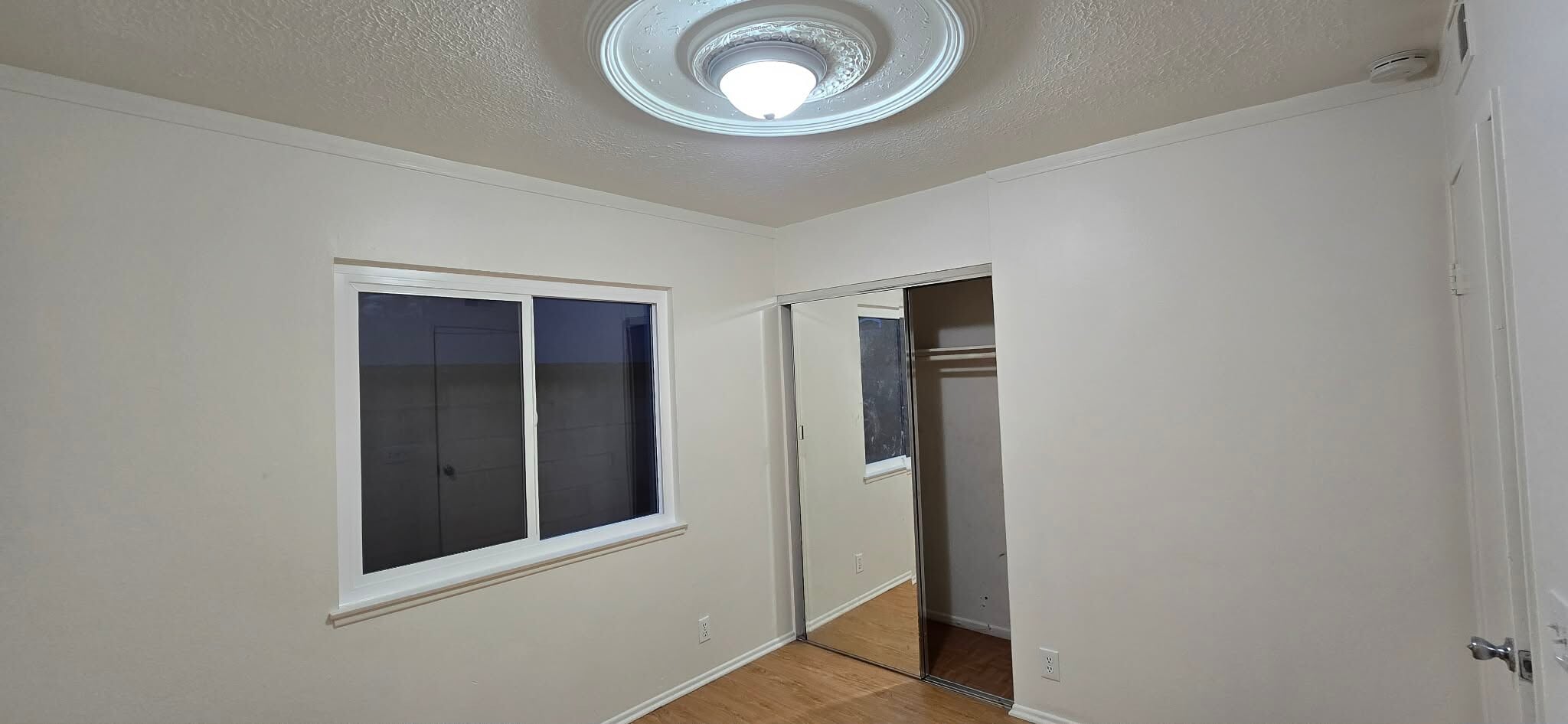 Building Photo - 3102 S Baker St