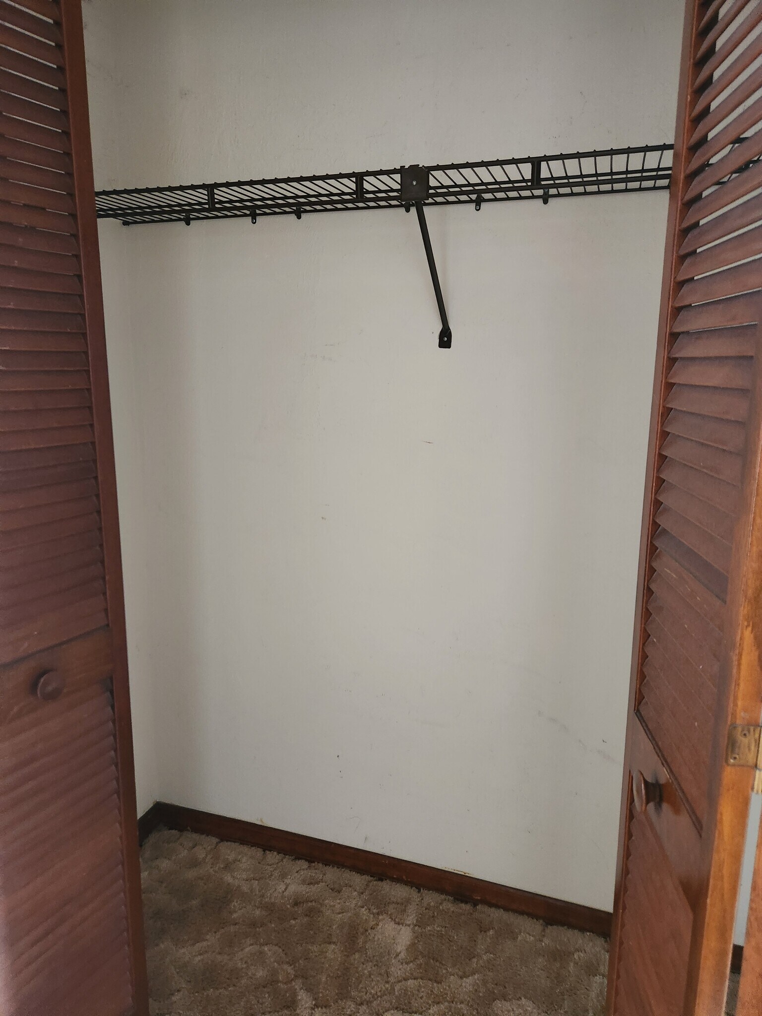 Building Photo - 415 Shangri La Cir