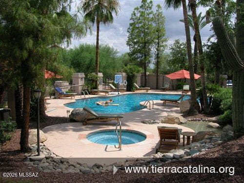 Building Photo - 6470 N Tierra De Las Catalinas