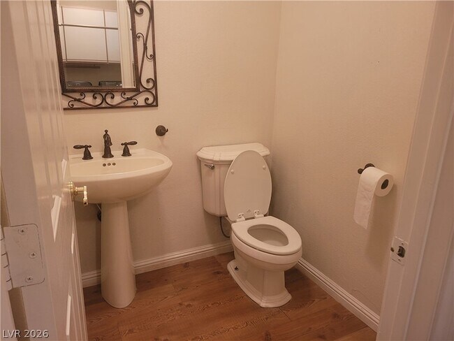 Building Photo - 4013 Forest Knoll Ln