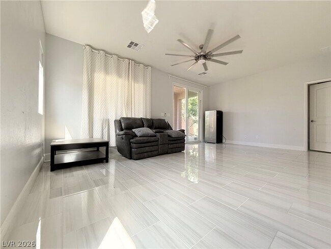 Building Photo - 7764 Gallego Plains Dr