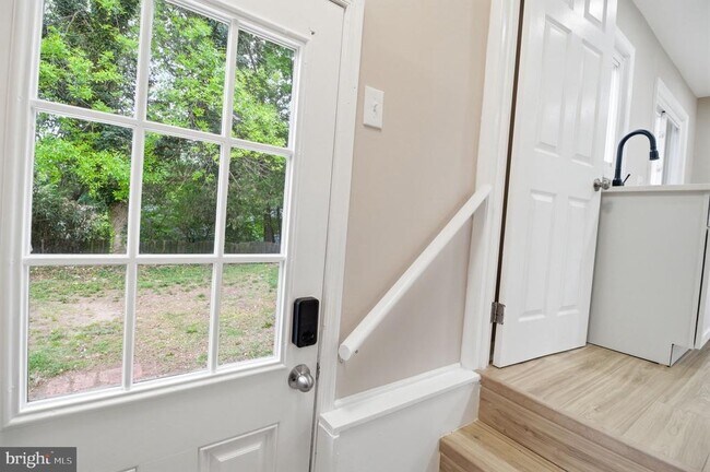 Building Photo - 13206 Staggs Ct