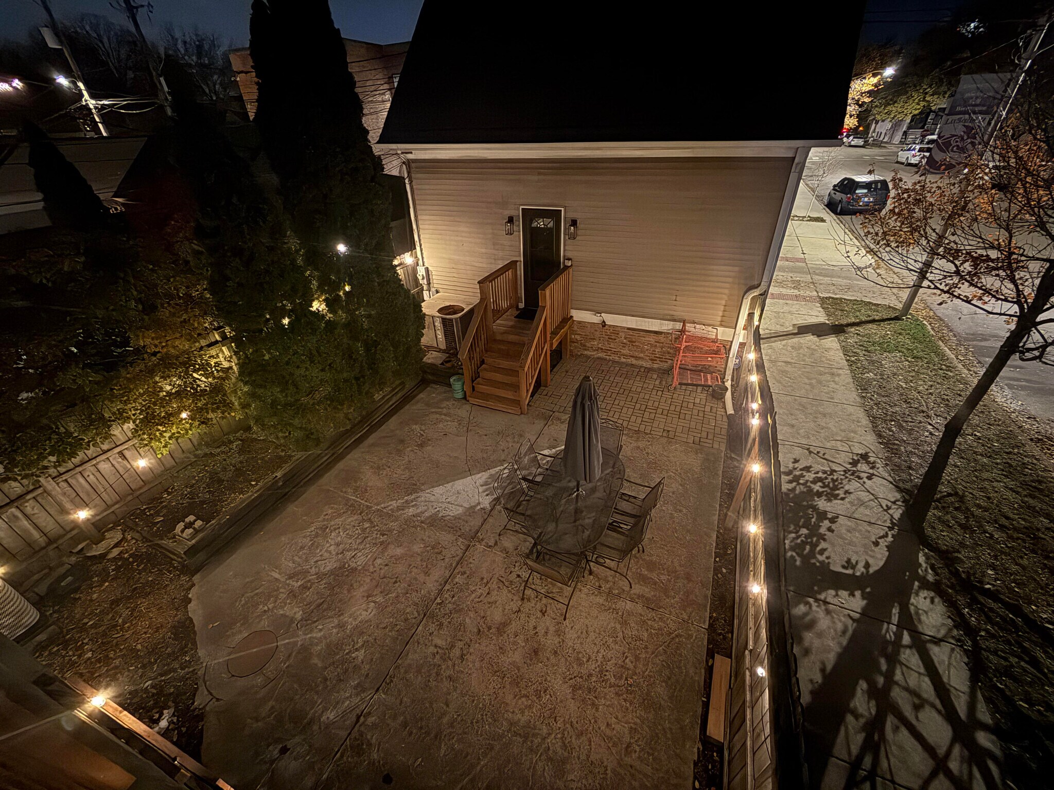 Building Photo - 1834 W Thomas St