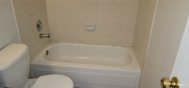 Building Photo - 1912 Lirio Way