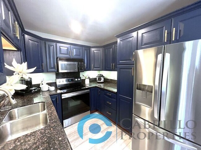 Building Photo - 5055 Collwood Blvd