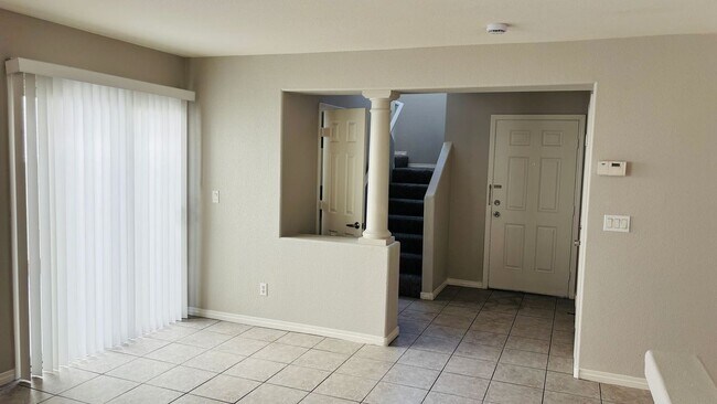 Building Photo - 7289 Larix Rd