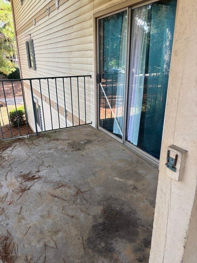 Building Photo - 1208 Bush River Rd