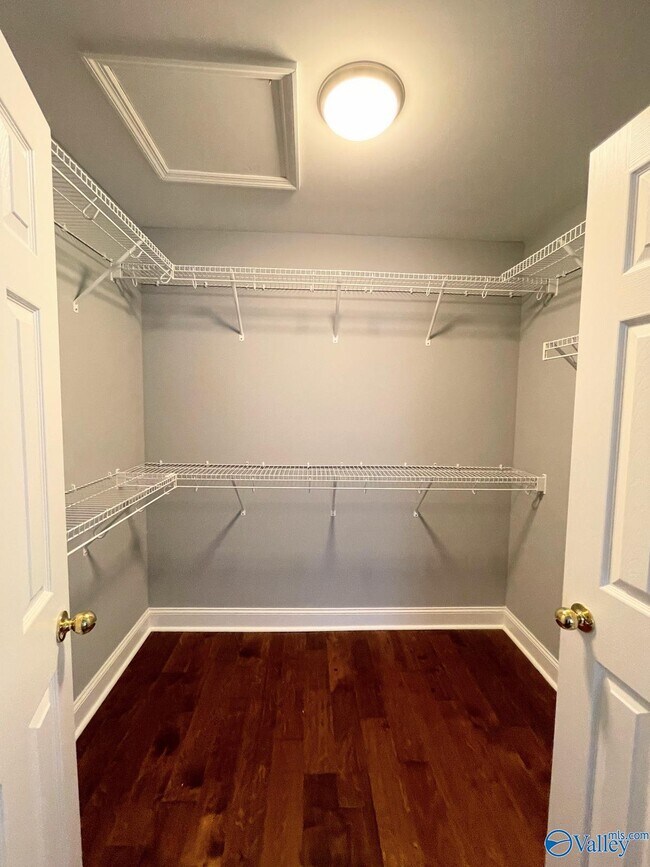 Building Photo - 6659 Steeplechase Dr NW