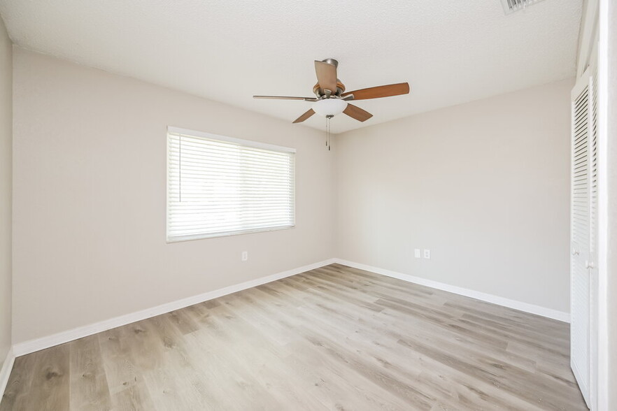 Building Photo - 7344 Ashmore Dr
