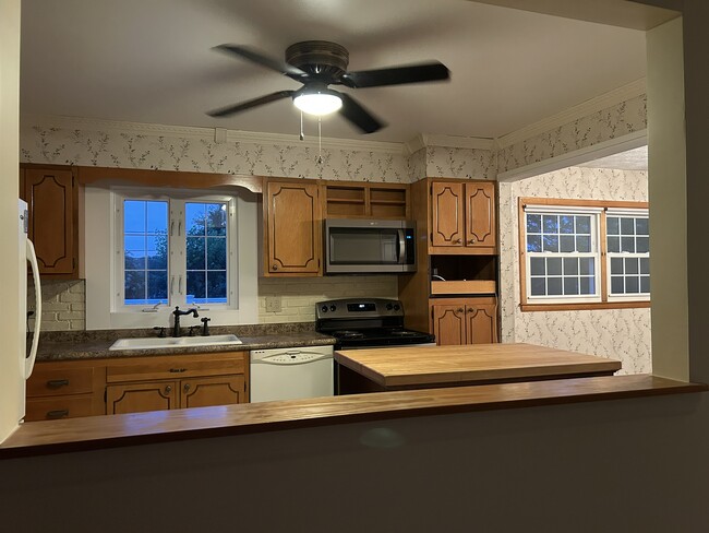 Building Photo - 708 Flintlock Dr