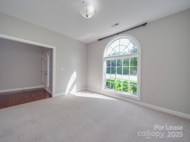 Building Photo - 15340 Prescott Hill Ave