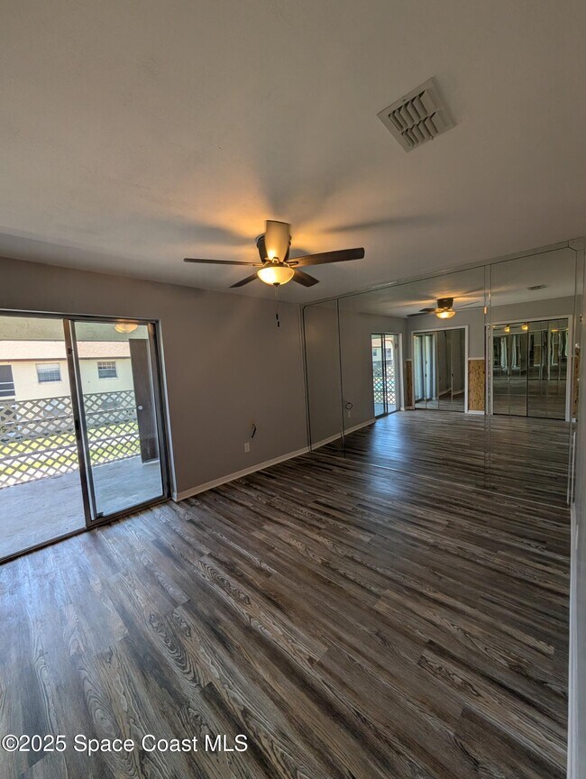 Building Photo - 2969 Sir Hamilton Cir