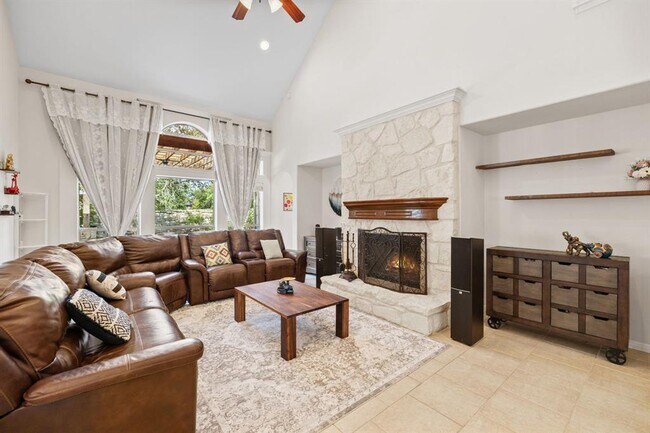 Building Photo - 10921 Tornasol Ln