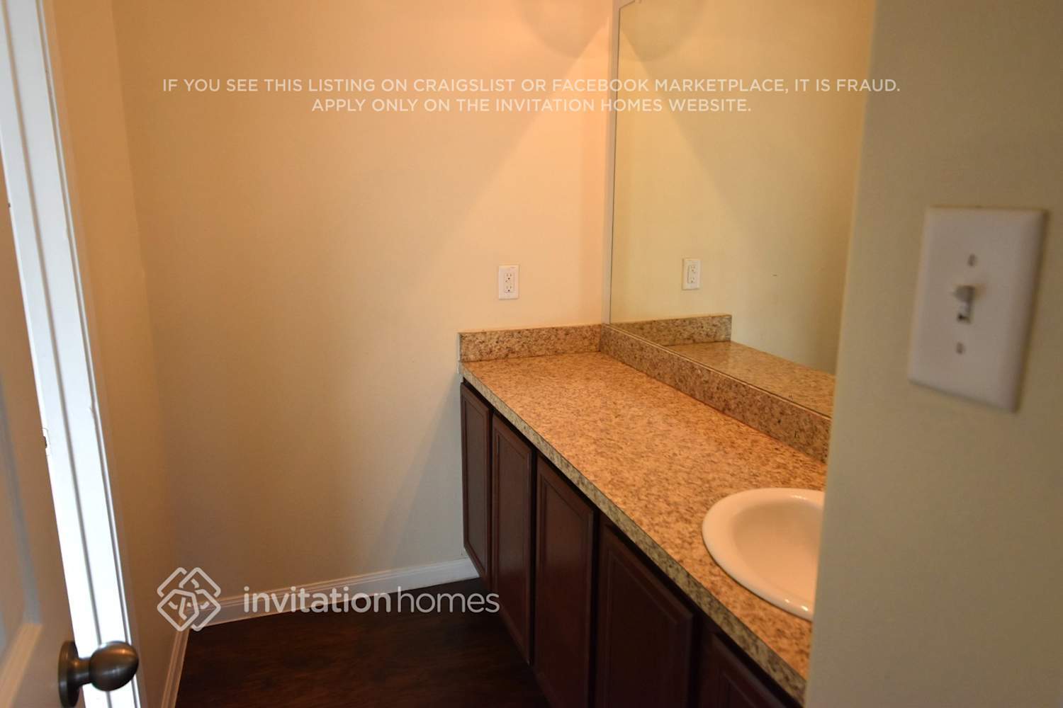 Building Photo - 12631 Lady Slipper Rd