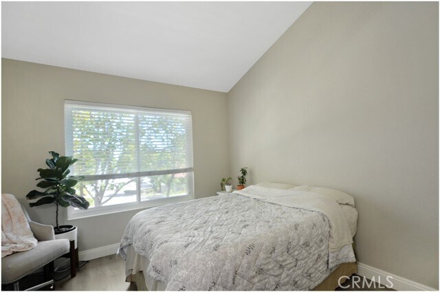 Building Photo - 902 Creekside Dr