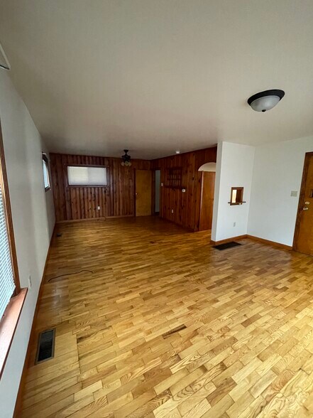 Building Photo - 1234 Isabella St