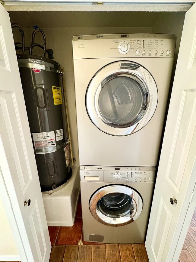 Building Photo - A Cozy 2 bed/ 2 bath home in the heart of Yuma!