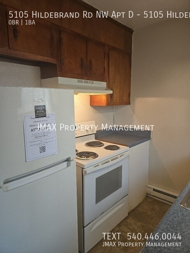 Building Photo - 5105 Hildebrand Rd NW