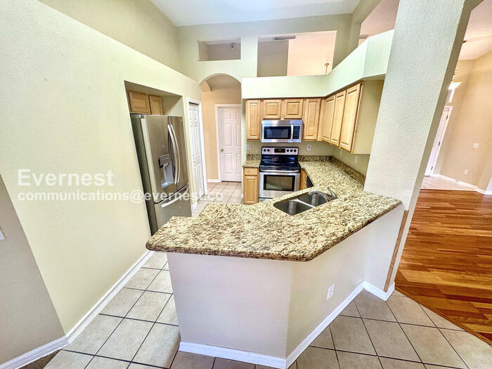 Building Photo - 7002 Potomac Cir