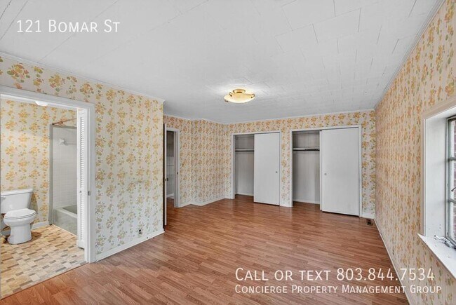 Building Photo - 121 Bomar St